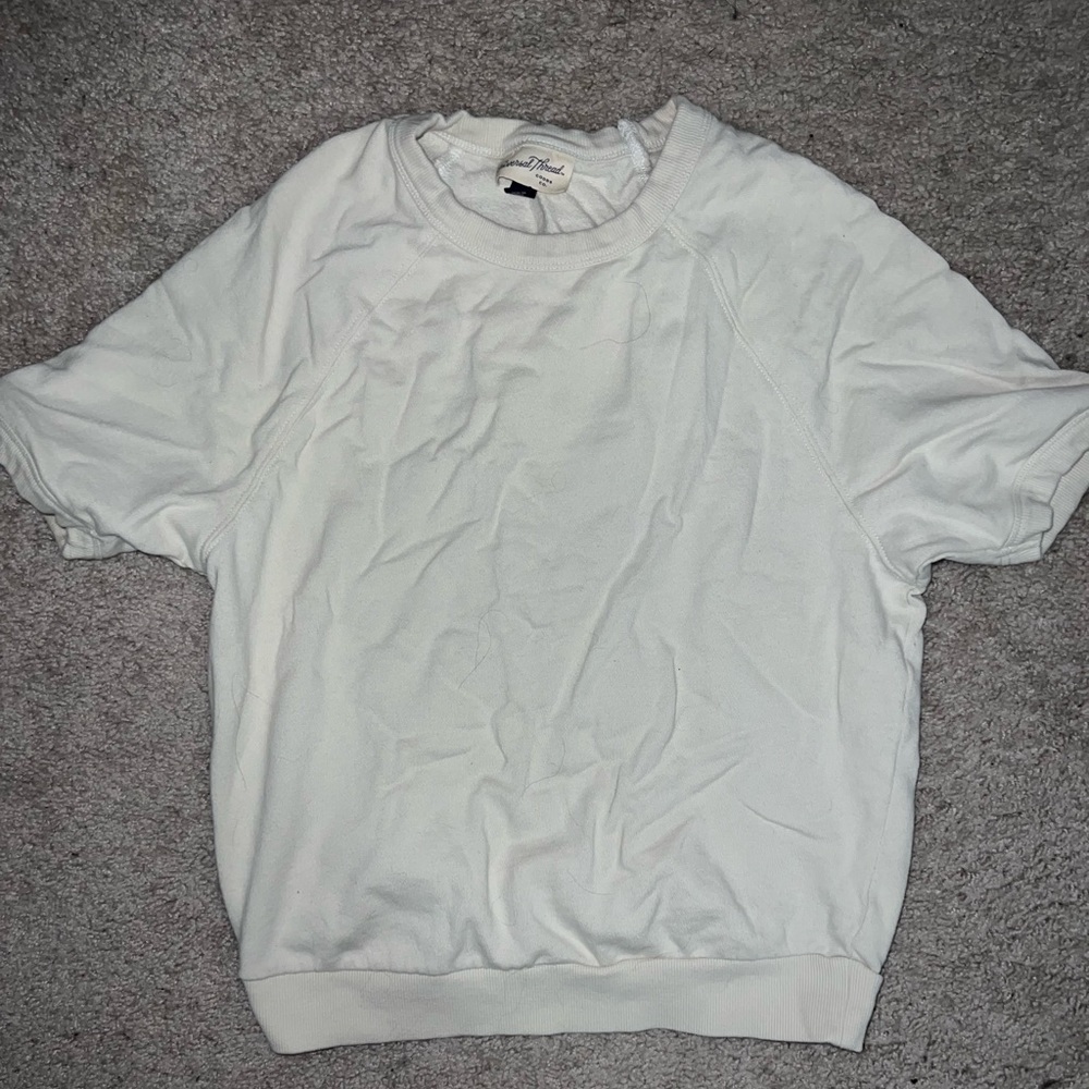 Short sleeve sweatshirt